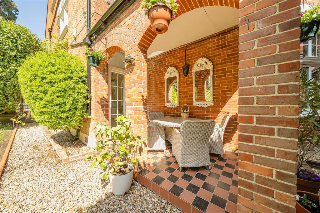 Additional image 9 of 3 bed maisonette for saleBrackendale Road, Camberley, Surrey GU15