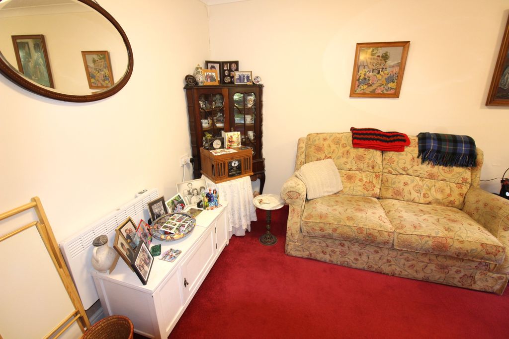 Additional image 7 of 1 bed flat for saleThe Green, Chipping Norton OX7