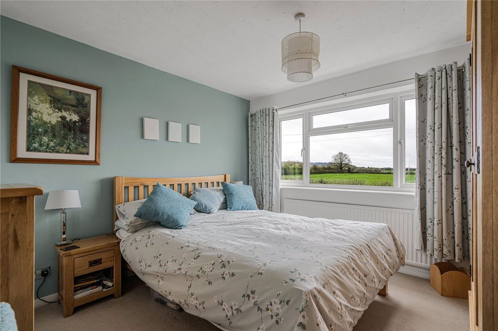 Additional image 14 of 4 bed detached house for saleOakley Lane, Chinnor, Oxfordshire OX39