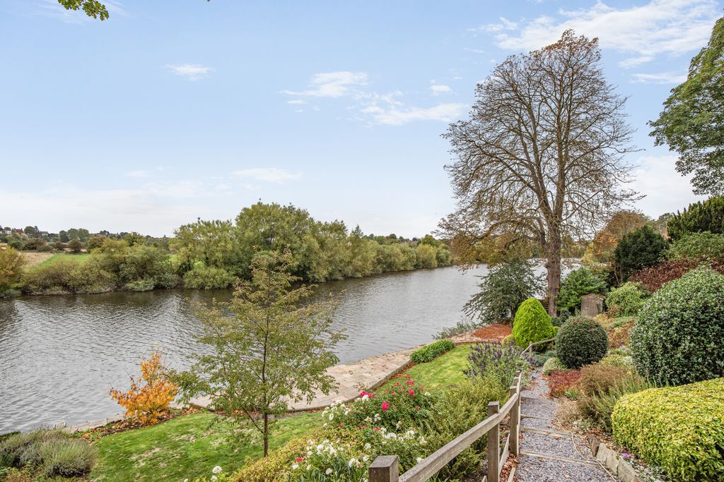 Additional image 11 of 2 bed flat for saleDee Hills Park, Chester CH3