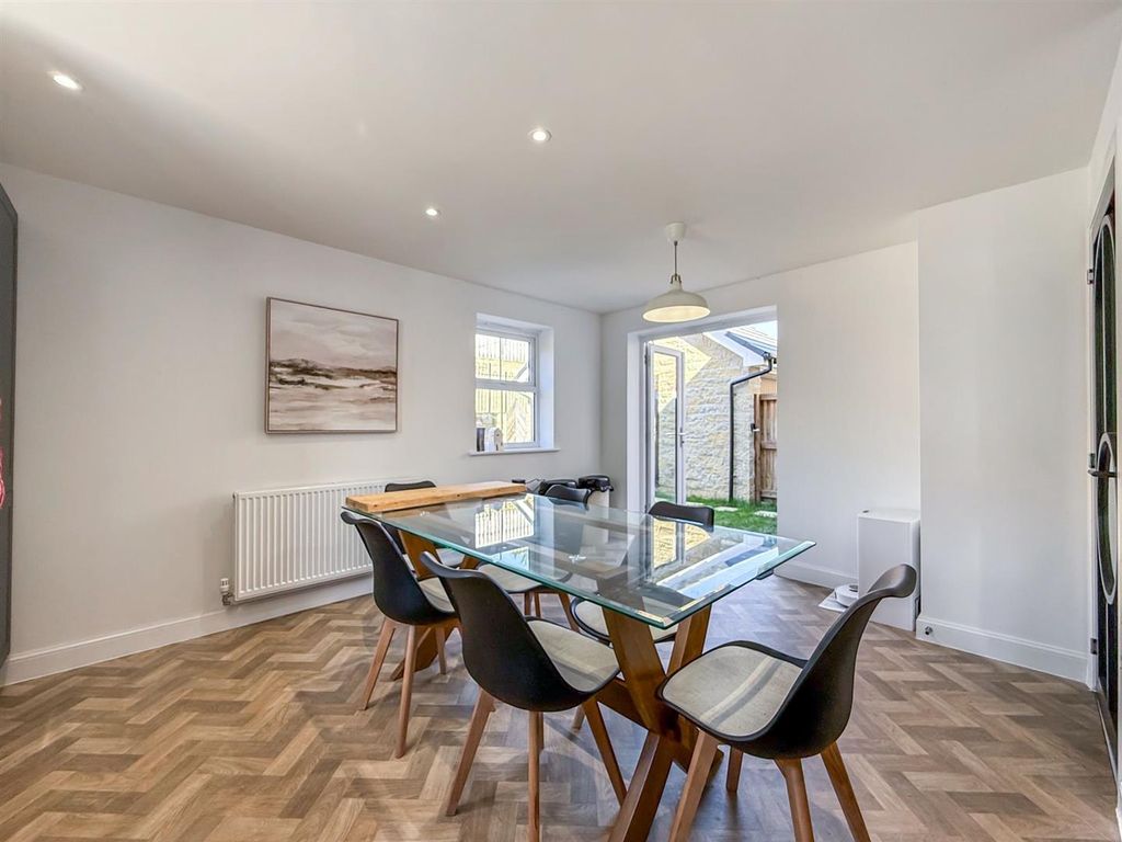 Additional image 7 of 5 bed detached house for saleSilkstone Crescent, Buxton SK17