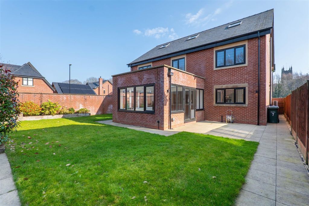 Additional image 46 of 7 bed detached house for saleChapel Fold, Whittle-Le-Woods, Chorley PR6