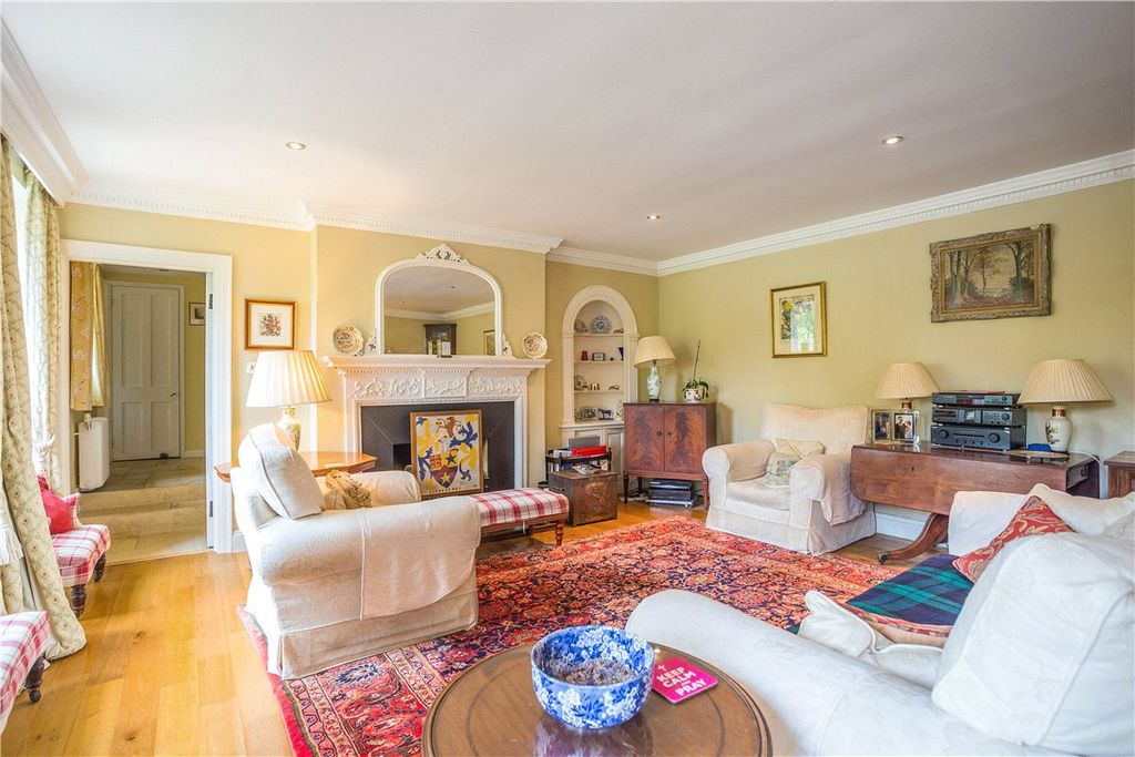 Additional image 4 of 4 bed semi-detached house for saleCastle Street, Calne, Wiltshire SN11