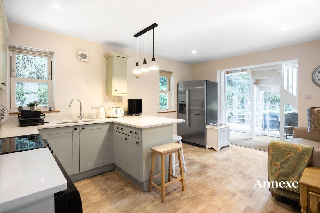 Additional image 29 of 7 bed detached house for saleCrippetts Lane, Leckhampton, Cheltenham, Gloucestershire GL51