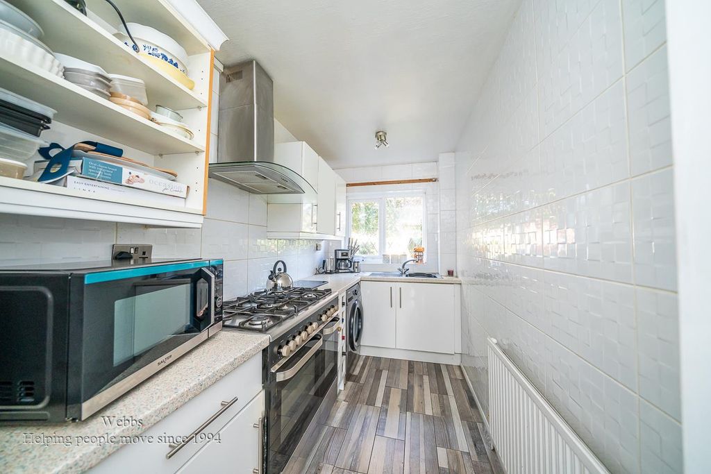 Additional image 7 of 2 bed flat for saleCannock Road, Heath Hayes, Cannock WS12