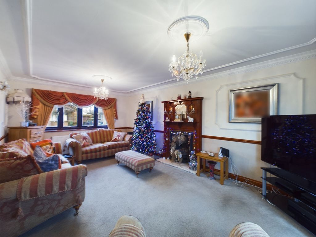 Additional image 7 of 4 bed detached house for saleMay Avenue, Canvey Island SS8