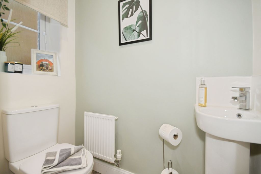 Additional image 9 of 4 bed detached house for saleQuartz Drive, Buxton SK17