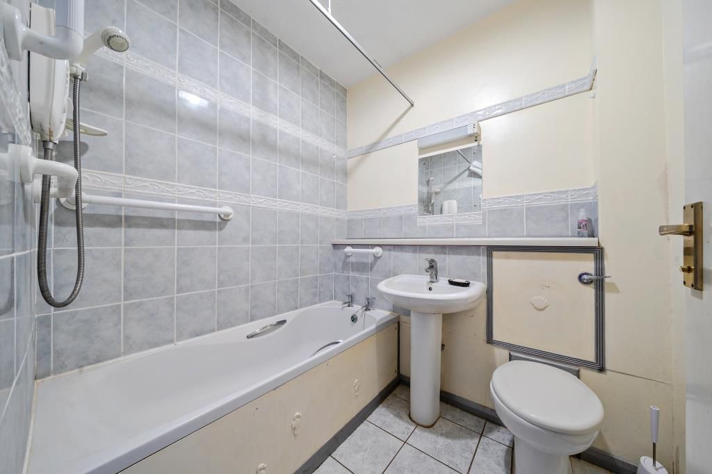 Additional image 19 of 3 bed flat for saleChipping Norton, Oxfordshire OX7