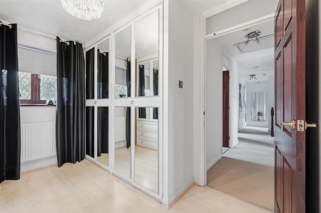 Additional image 39 of 6 bed detached house for saleBromley Lane, Chislehurst BR7