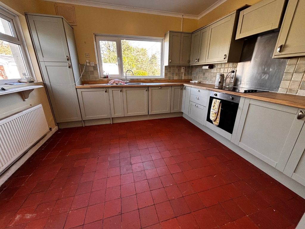 3 bed farm for saleCapel Dewi SA32 photo 2