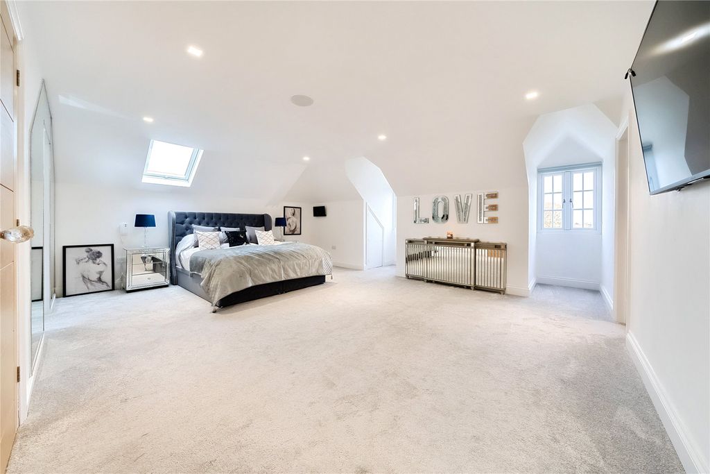 Additional image 9 of 5 bed detached house for saleMarlings Park Avenue, Chislehurst BR7