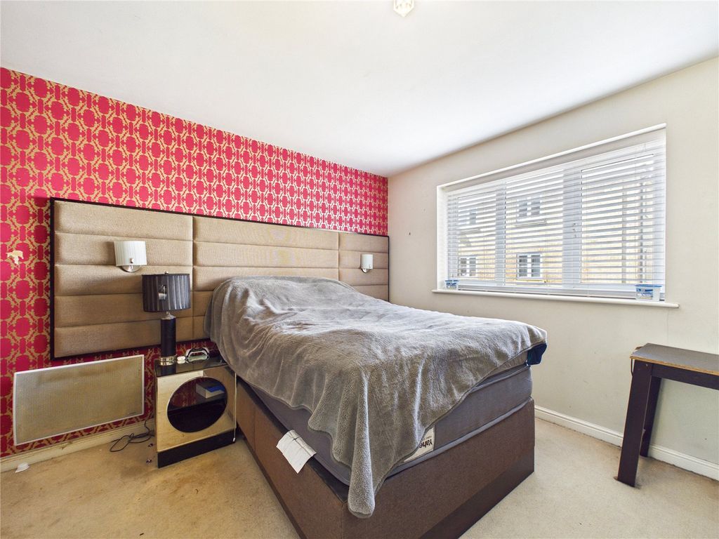 Additional image 5 of 3 bed flat for saleDove House Meadow, Great Cornard, Sudbury, Suffolk CO10