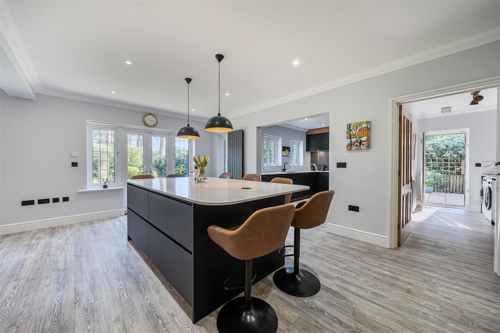 Additional image 2 of 5 bed detached house for saleGolf Drive, Camberley GU15