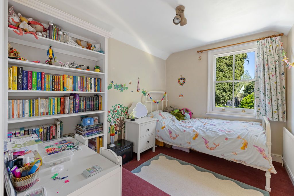 Additional image 20 of 4 bed semi-detached house for saleWhyke Road, Chichester PO19