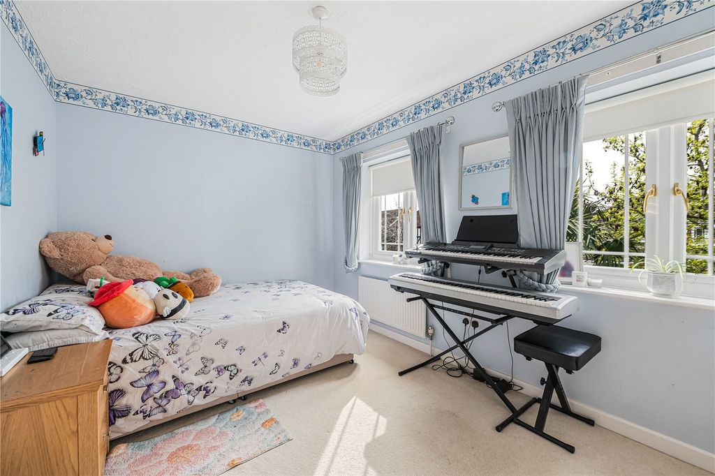 Additional image 10 of 4 bed detached house for saleBaylis Crescent, Burgess Hill, West Sussex RH15