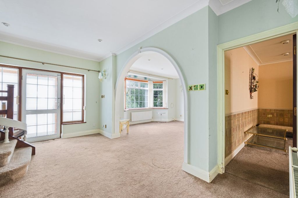Additional image 4 of 6 bed semi-detached house for saleSalisbury Road, Carshalton SM5