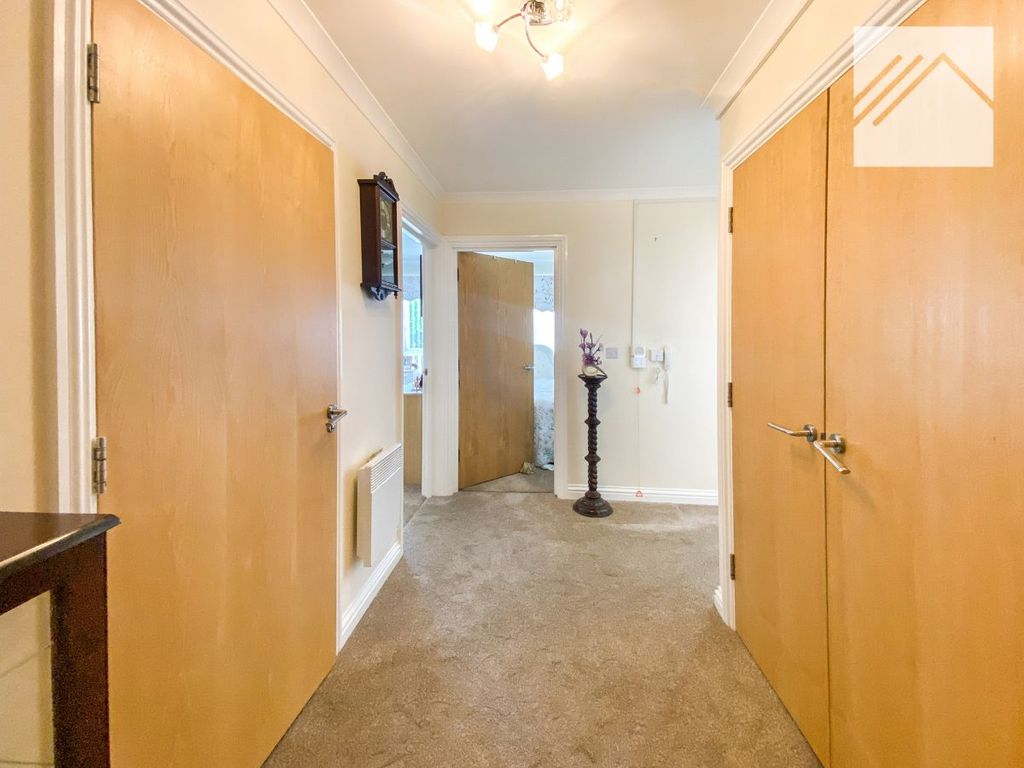 Additional image 8 of 2 bed flat for saleFlat, Hamilton Court, Long Road, Canvey Island SS8