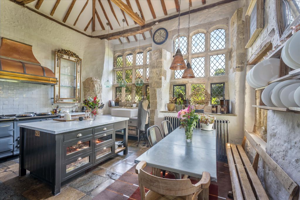 Additional image 3 of 7 bed detached house for saleLondon Road, Pulborough, West Sussex RH20