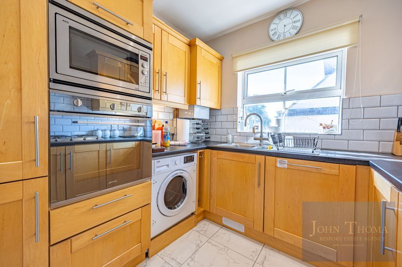 Additional image 4 of 2 bed flat for saleManor Road, Chigwell IG7