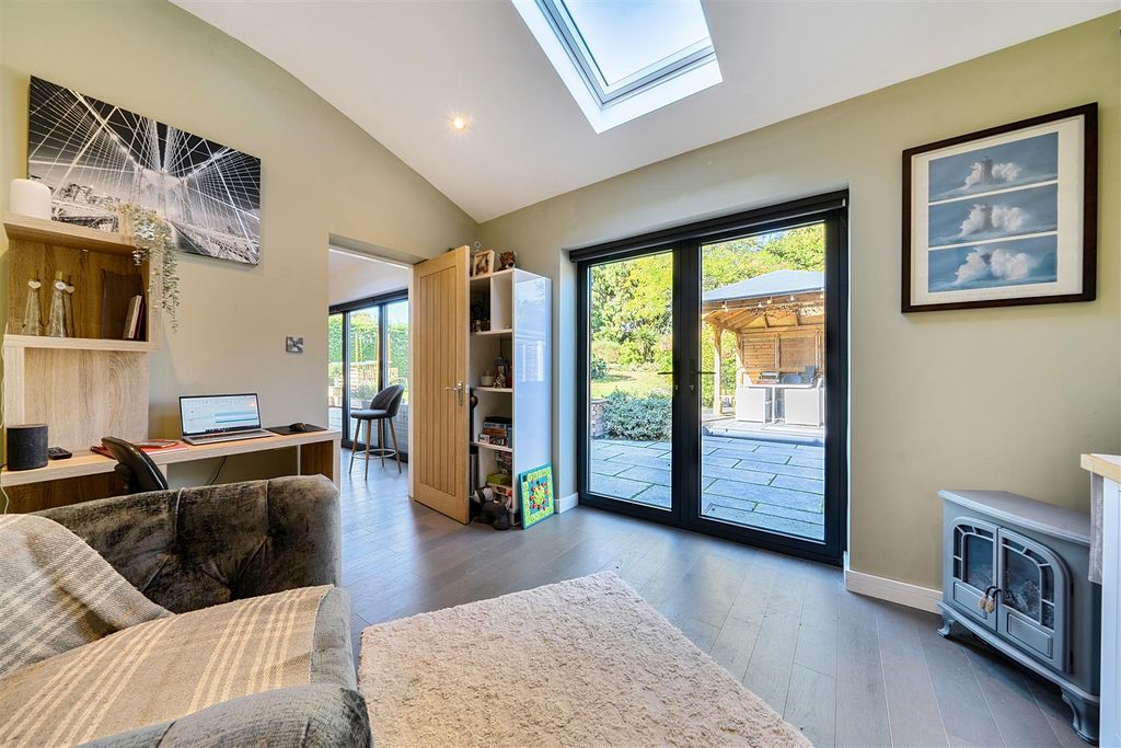 Additional image 9 of 5 bed detached house for saleClarewood Drive, Camberley, Surrey GU15