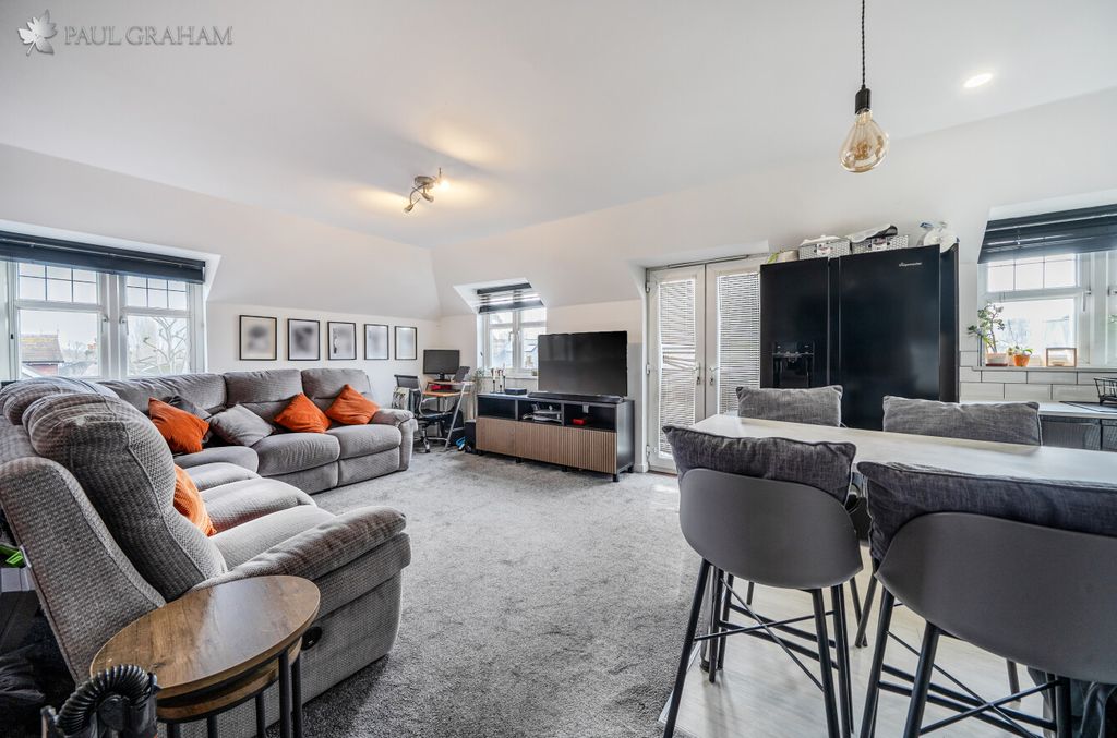 Additional image 2 of 2 bed flat for saleRochester Road, Carshalton SM5