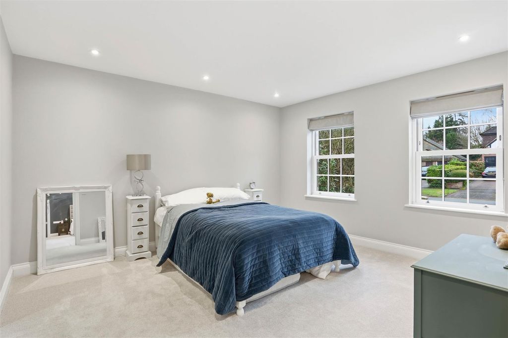 Additional image 28 of 7 bed detached house for saleWest Way, Carshalton SM5