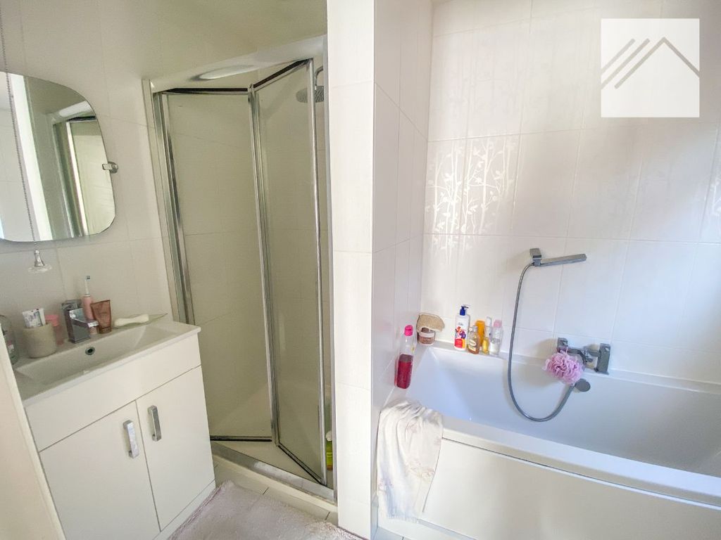 Additional image 13 of 4 bed detached house for saleThorpe Leas, Canvey Island SS8