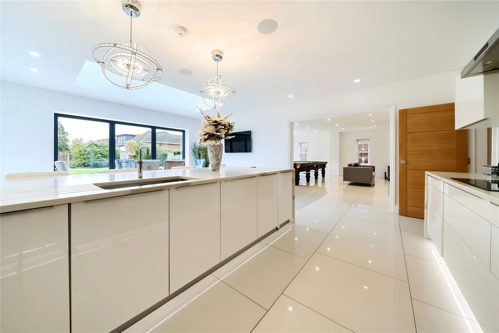 Additional image 14 of 5 bed detached house for saleMarlings Park Avenue, Chislehurst BR7