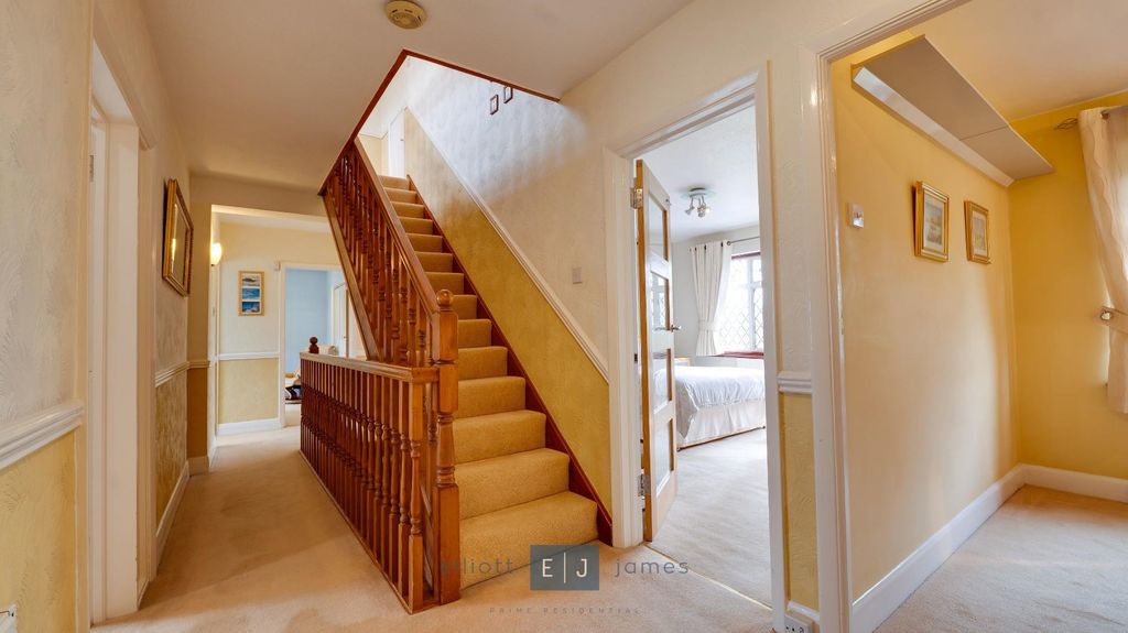 Additional image 28 of 5 bed detached house for saleLee Grove, Chigwell IG7