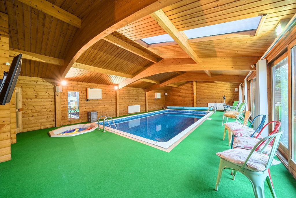 Additional image 26 of 5 bed detached house for saleHeathfield Road, Bushey WD23