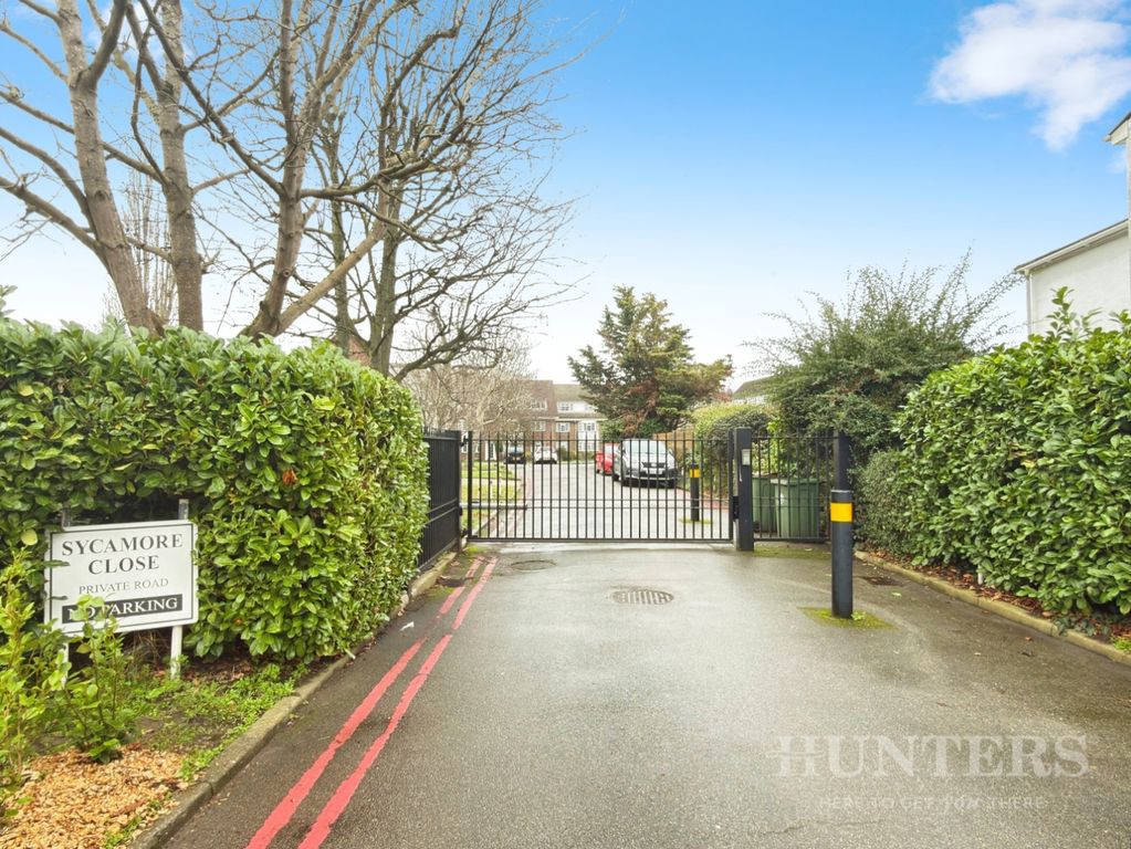 Additional image 10 of 2 bed flat for saleSycamore Close, Carshalton SM5