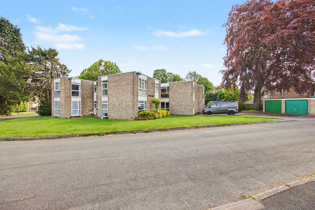 Additional image 25 of 2 bed flat for saleGlenthorne Close, Brampton, Chesterfield S40