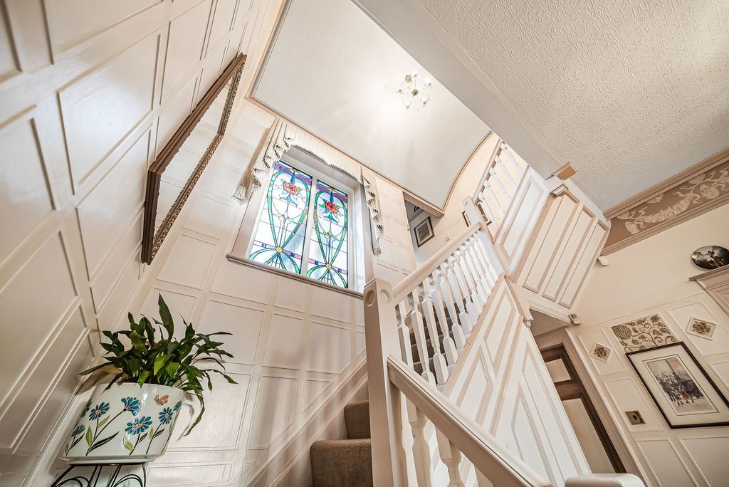 Additional image 23 of 4 bed detached house for salePadiham Road, Burnley BB12