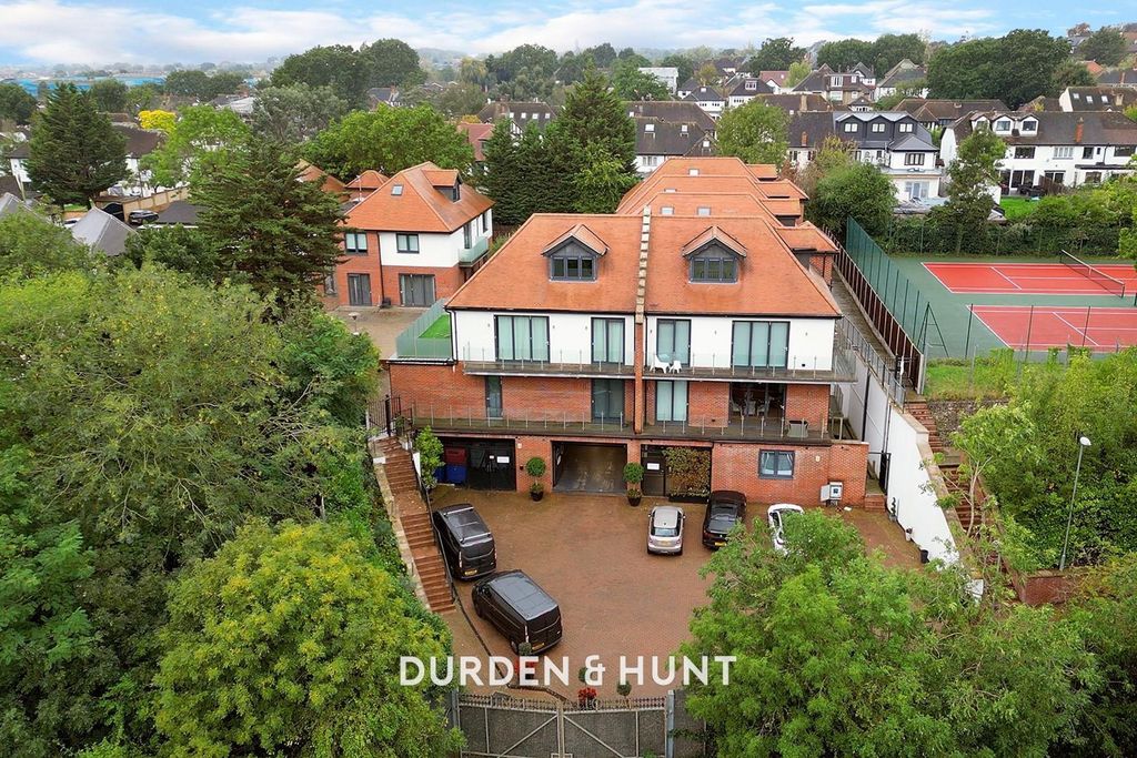 Additional image 32 of 2 bed flat for saleEden Avenue, Chigwell IG7