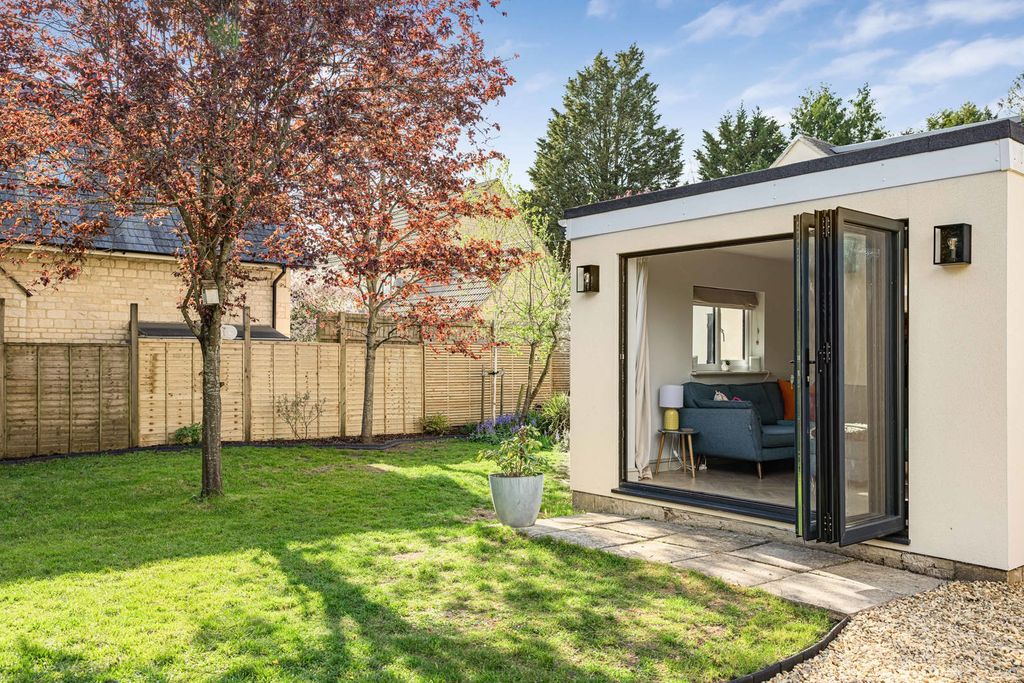 Additional image 20 of 4 bed bungalow for saleBarn Way, Cirencester, Gloucestershire GL7