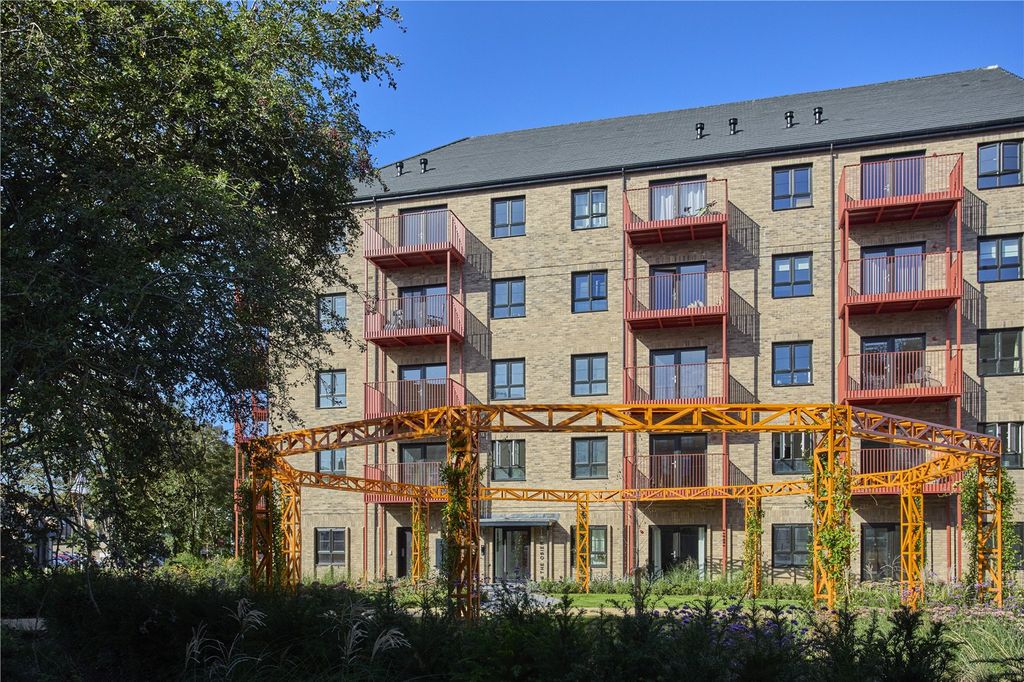 Additional image 14 of 2 bed flat for saleTayfen Court, Tayfen Road, Bury St. Edmunds, Suffolk IP33