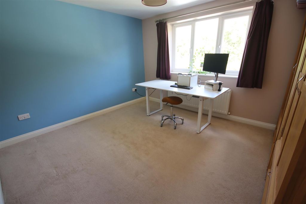 Additional image 14 of 5 bed detached house for saleChamberlain Road, Chippenham SN14