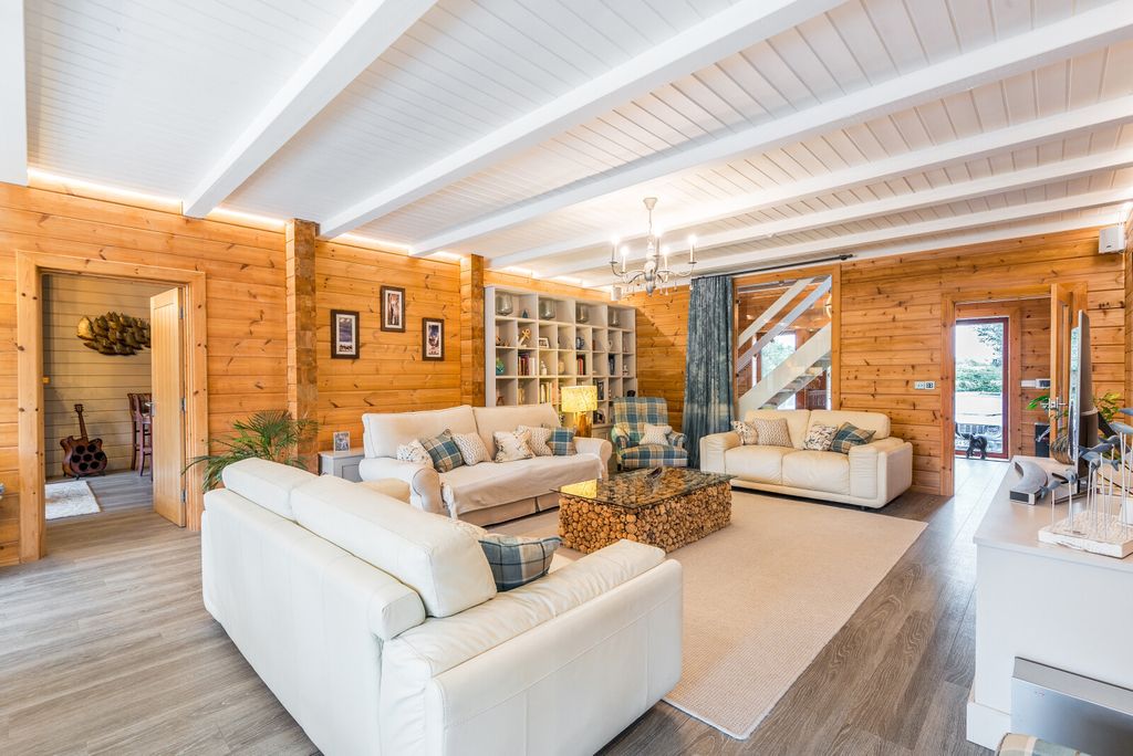 Additional image 8 of 4 bed detached house for saleLaleham Reach, Chertsey KT16