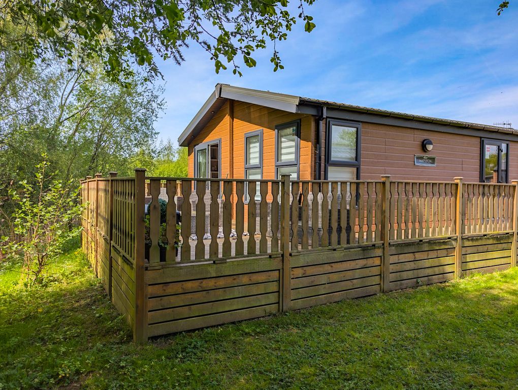 2 bed lodge for saleSouth Lakeland Leisure Village, Carnforth LA6