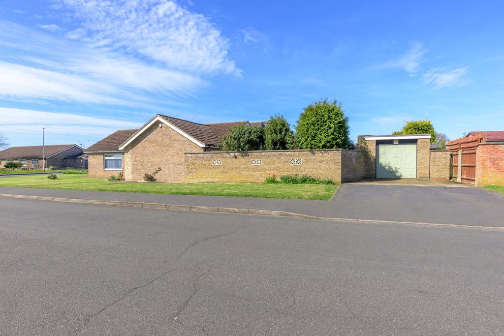 Additional image 4 of 4 bed bungalow for saleEastwood, Chatteris PE16