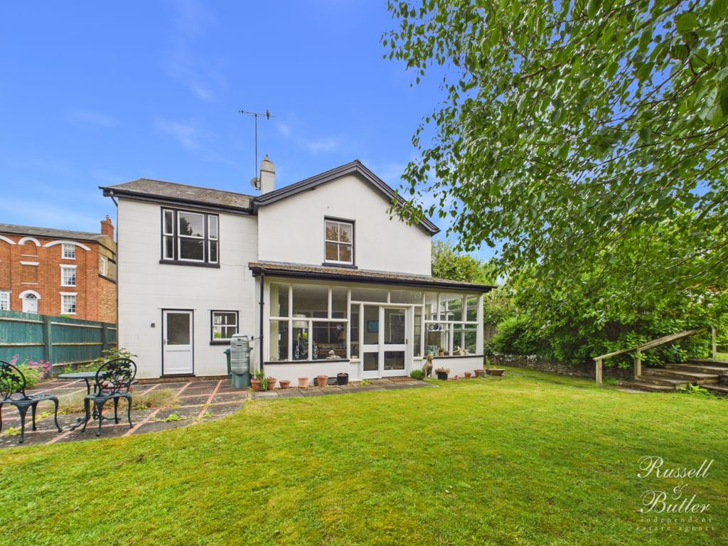 Additional image 2 of 4 bed detached house for saleMoreton Road, Buckingham, Buckinghamshire MK18