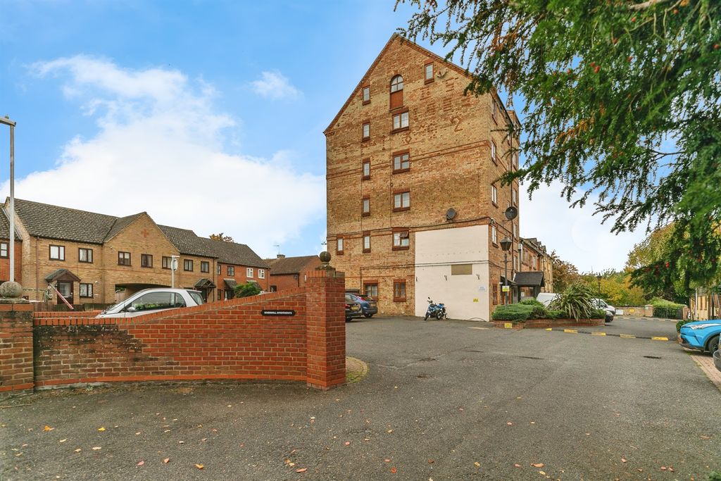 1 bed penthouse for saleGreat Whyte, Ramsey, Huntingdon PE26