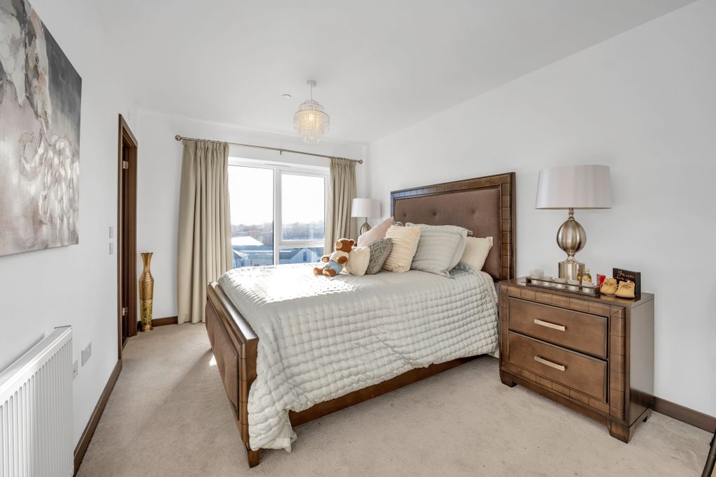 Additional image 8 of 2 bed flat for saleStation Hill, Bury St Edmunds IP32