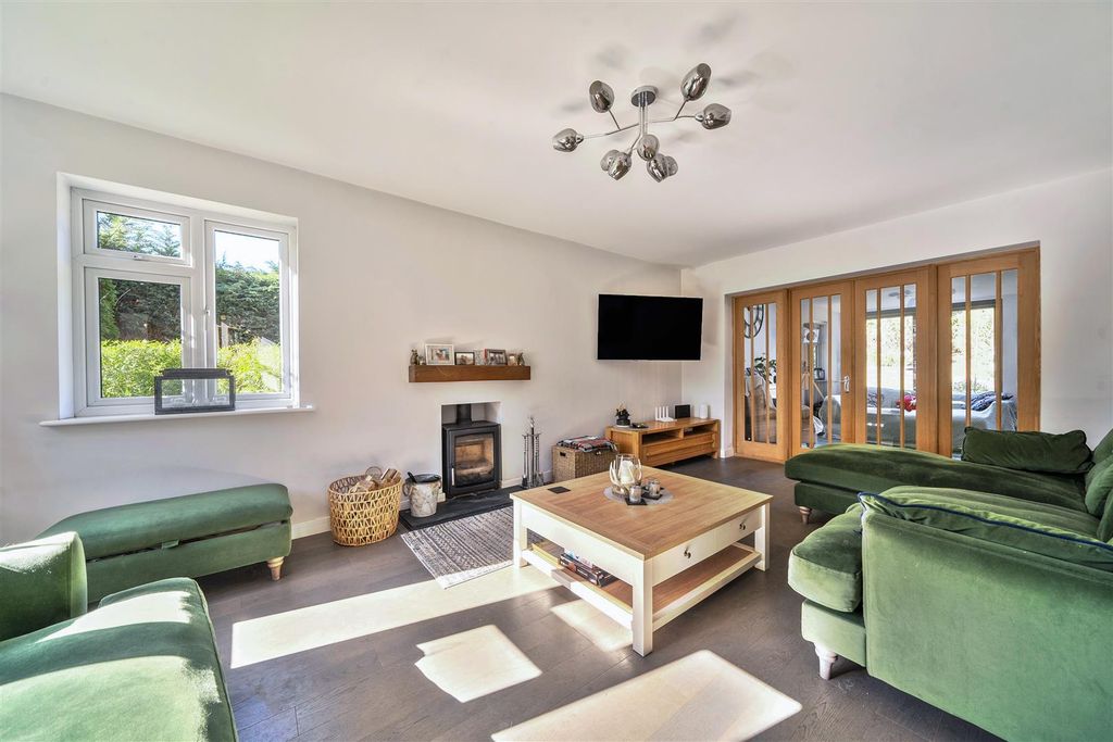 Additional image 4 of 5 bed detached house for saleClarewood Drive, Camberley, Surrey GU15