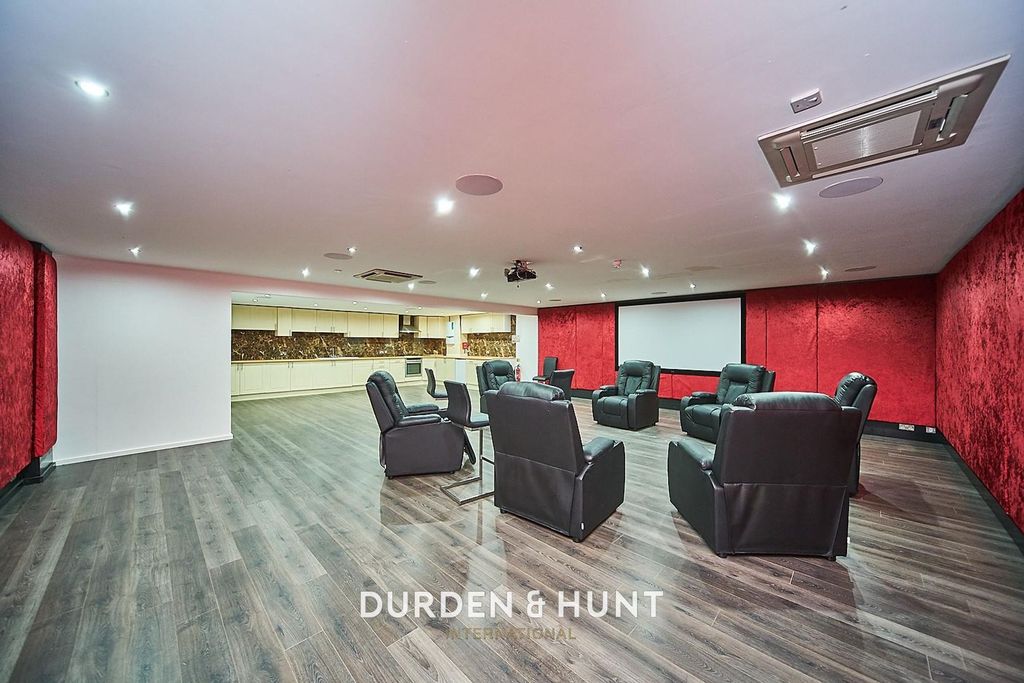 Additional image 5 of 2 bed flat for saleEden Avenue, Chigwell IG7
