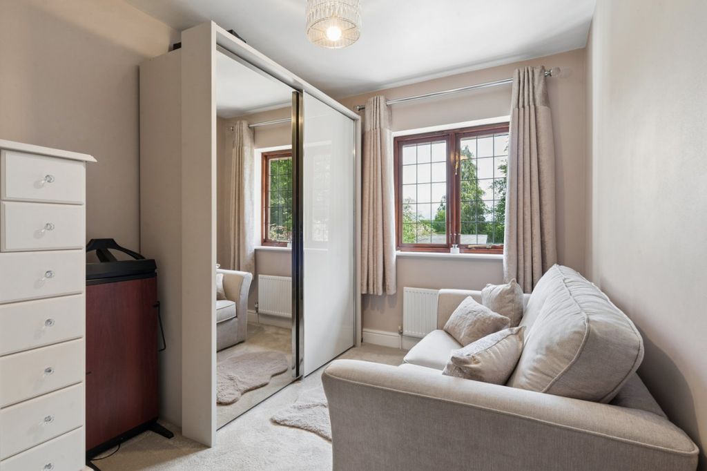 Additional image 18 of 5 bed detached house for saleBurtons Lane, Chalfont St. Giles, Buckinghamshire HP8