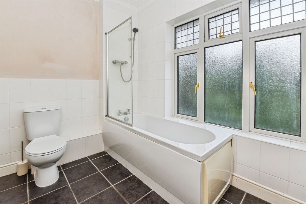 Additional image 12 of 2 bed maisonette for saleMalmesbury Road, Chippenham SN15