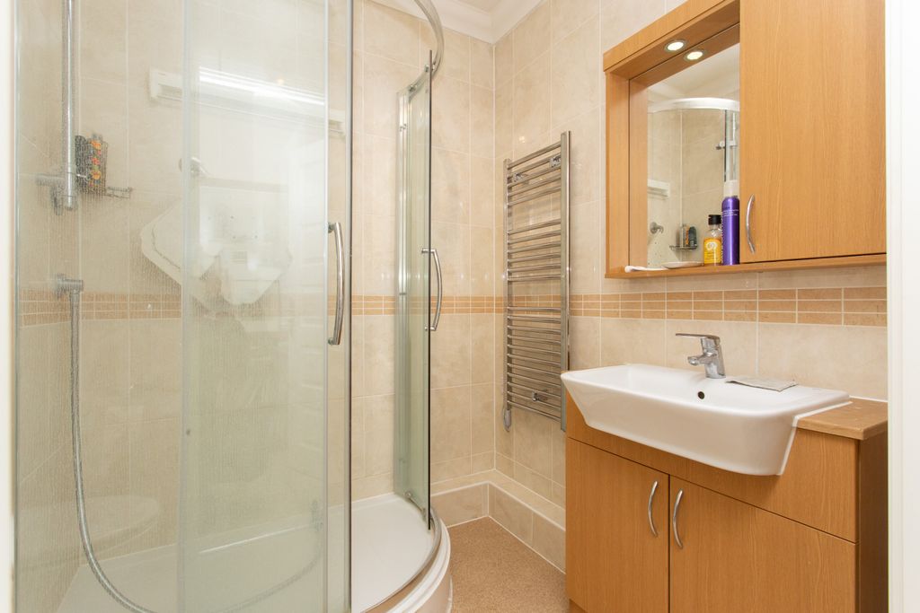 Additional image 9 of 2 bed flat for saleRoper Road, Canterbury CT2