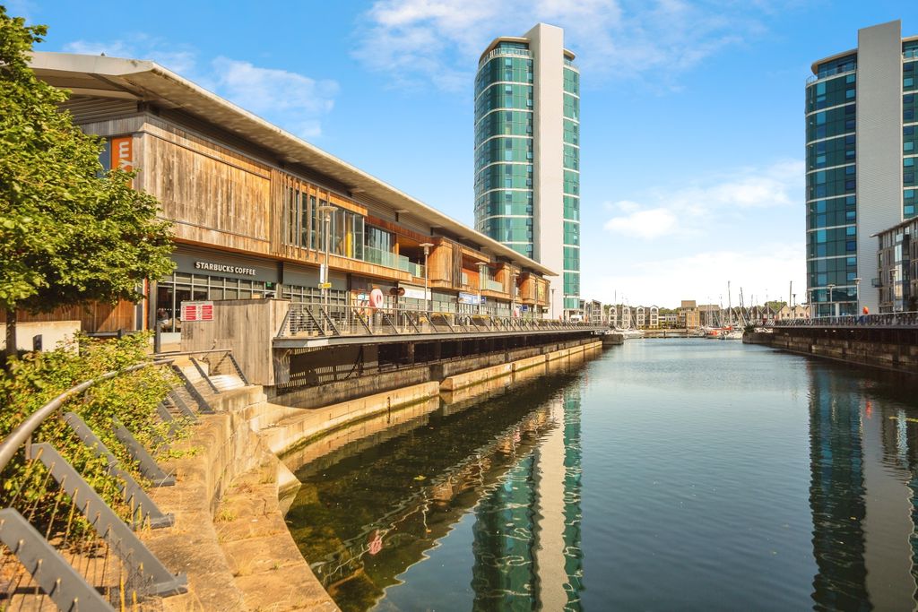 Additional image 13 of 2 bed flat for saleDock Head Road, Chatham ME4