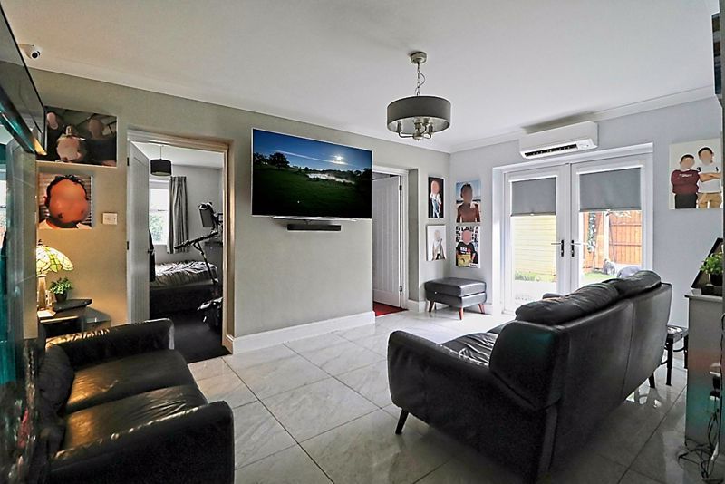 Additional image 2 of 5 bed detached house for saleAzalea Mews, Canvey Island SS8